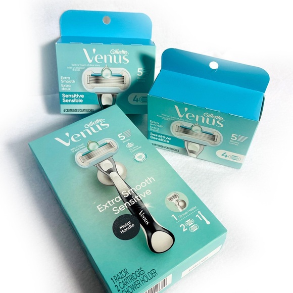 Gillette Venus Extra Smooth Sensitive Razor with Metal Handle + 10 Cartridges - Picture 5 of 9